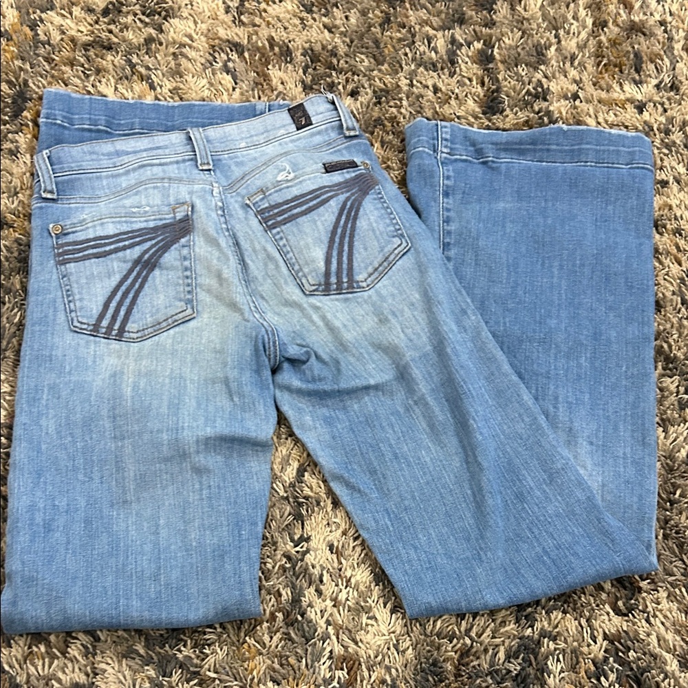 7 For All Mankind women’s Relaxed Jeans in Light Blue